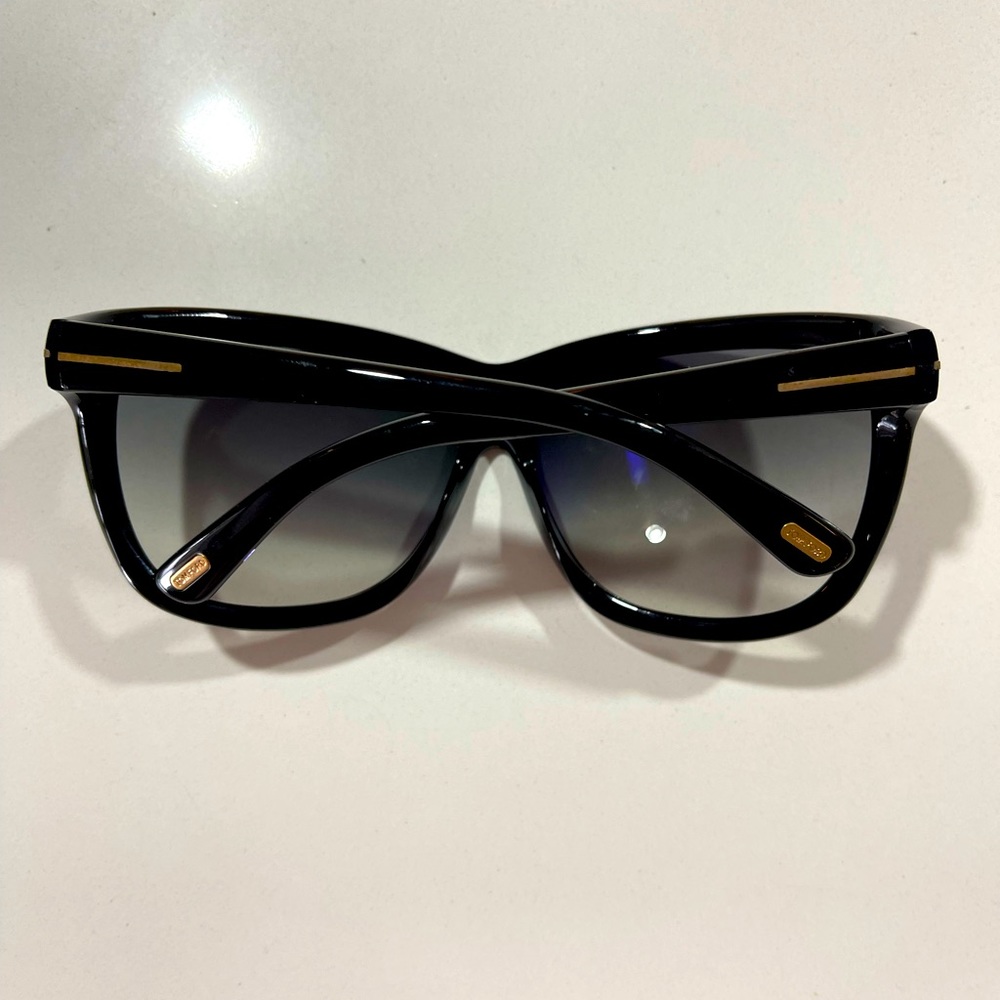 TOM FORD Dahlia TF127 Oversized Sunglasses